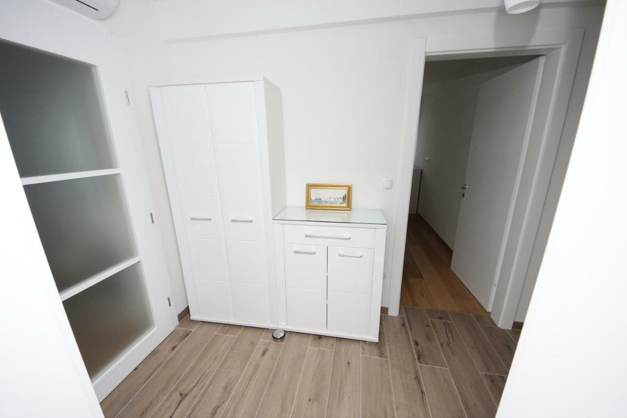 Apartment Villa More